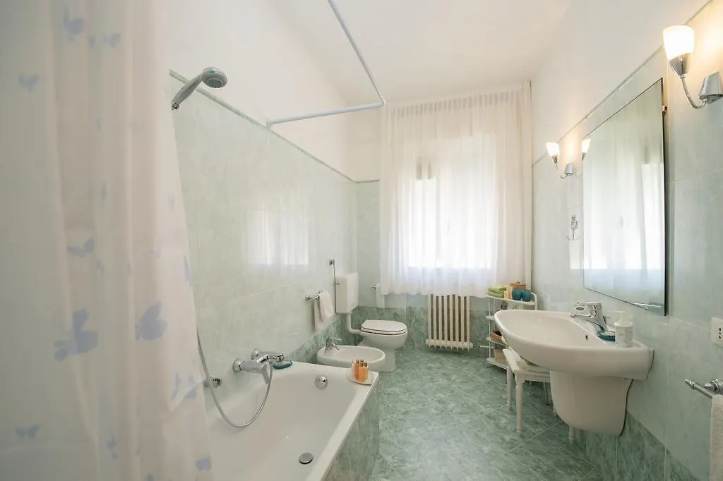 Savoia & Jolanda Apartments 2 Venice