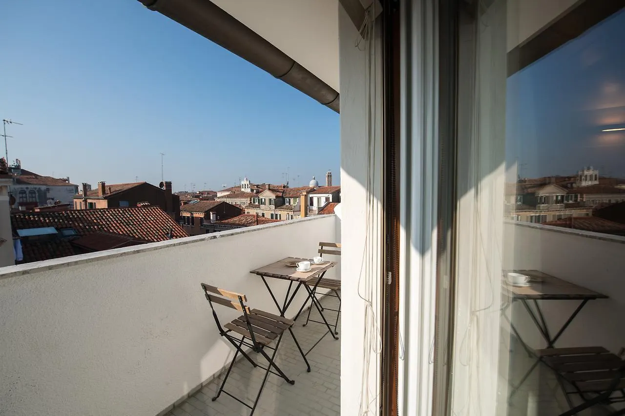 Savoia & Jolanda Apartments 2 Venice 0*,  Italy